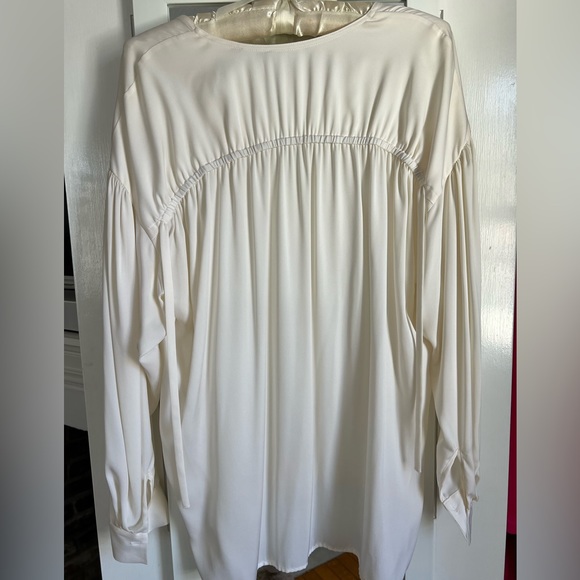 Vince silk charmeuse top - Picture 2 of 4